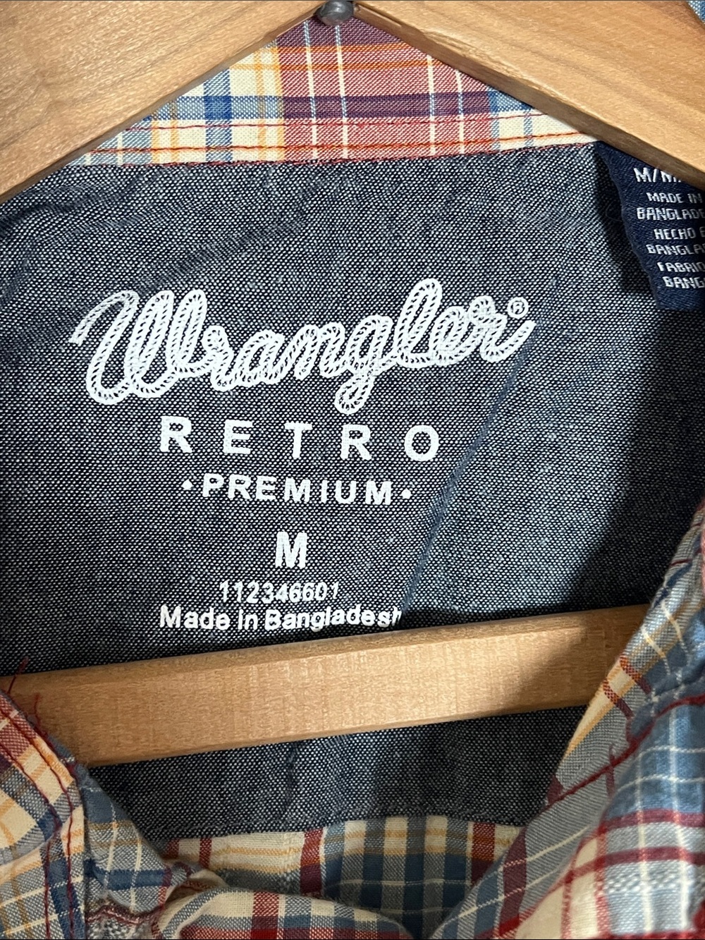 Wrangler Retro Red, Blue & Cream Plaid Western Shirt Snap Buttons Medium - Picture 4 of 7